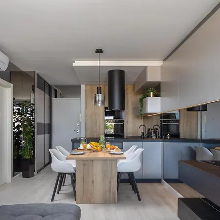 Beachfront * سبليت